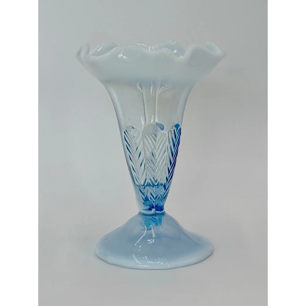 Vintage Duncan & Miller Three Feathers Blue Opalescent Cornucopia Vase 8